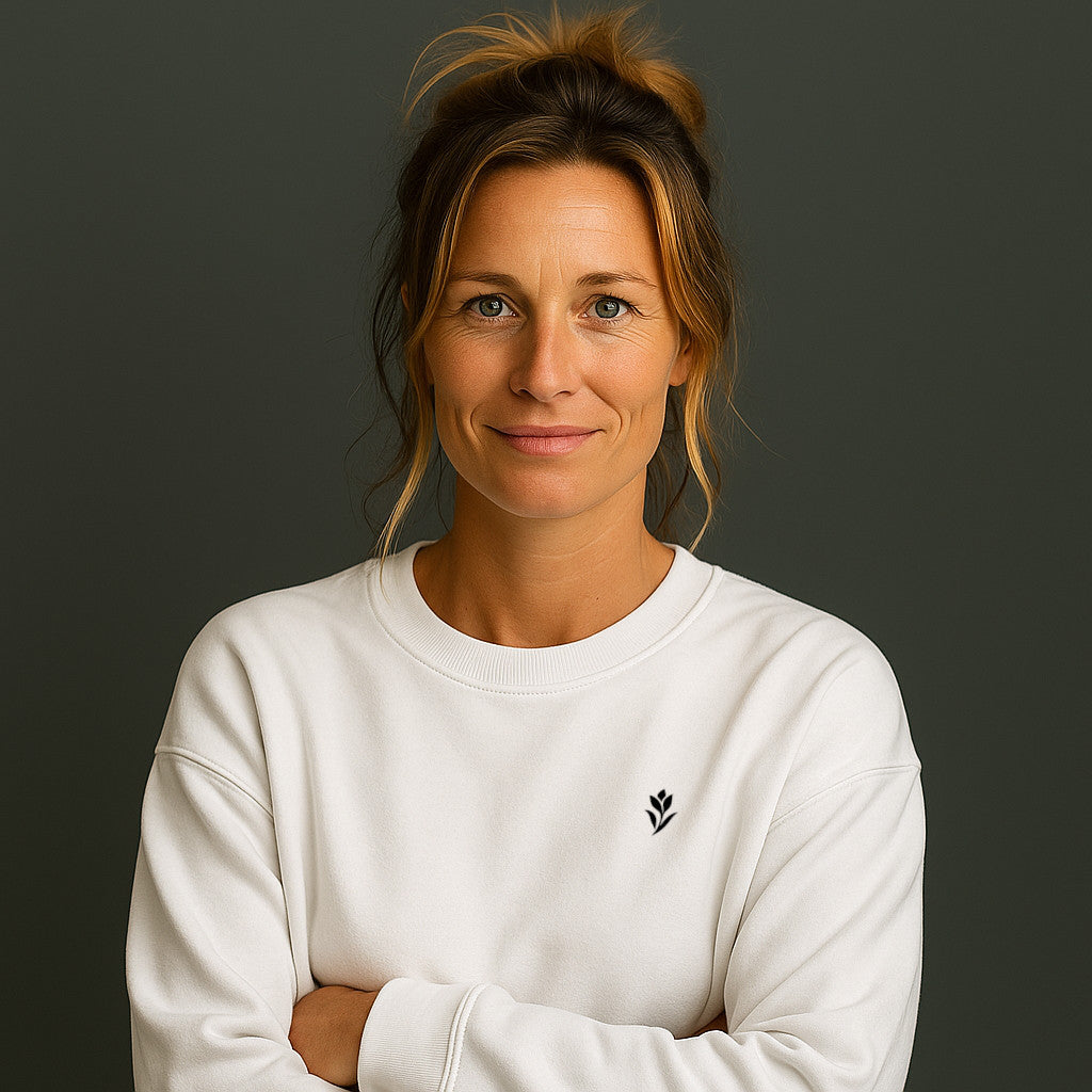 Noir Blossom Sweatshirt mit Stick