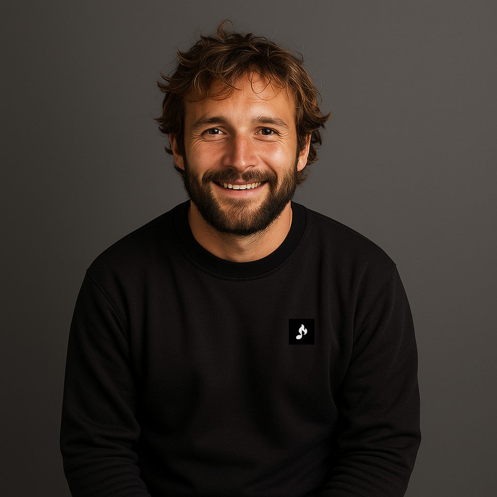 Sonaraé Iconic Sweatshirt mit Stick