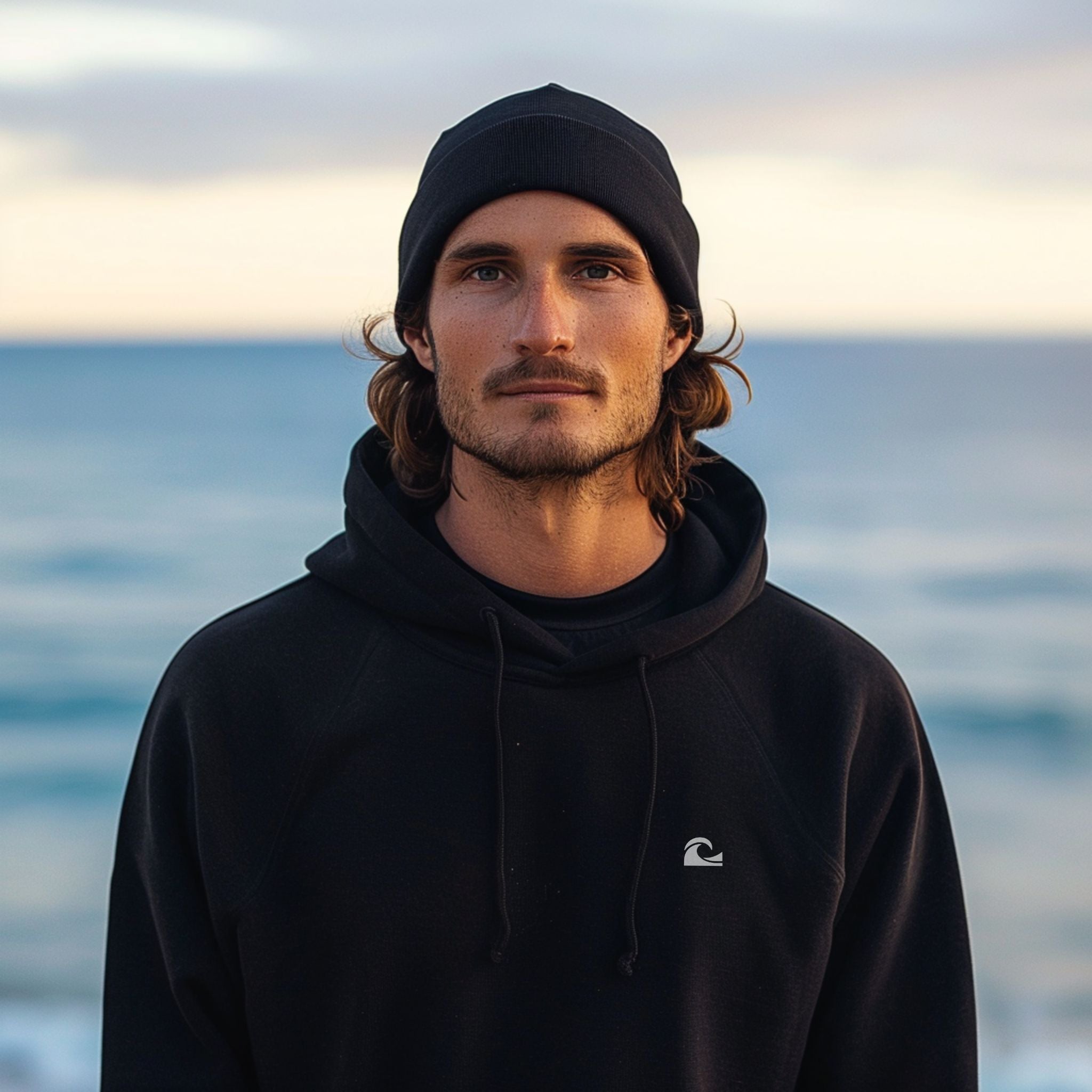 Minimalist Wave Hoodie mit Stick