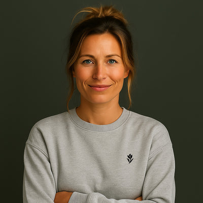 Noir Blossom Sweatshirt mit Stick