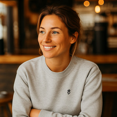 Noir Blossom Sweatshirt mit Stick